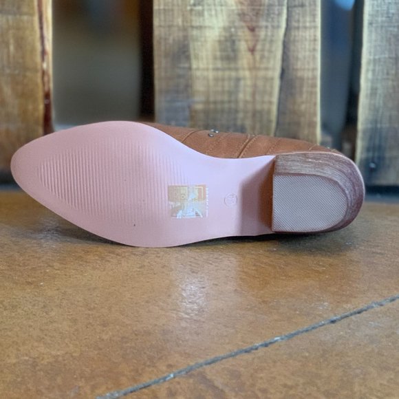 Women's Stitched Western Bootie - Picture 5 of 7